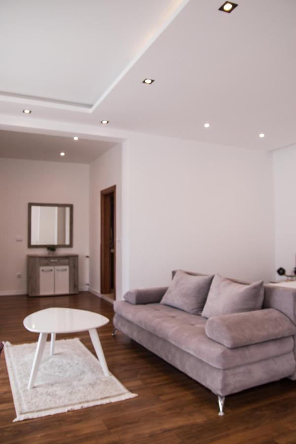 Arte Apartments ウルツィニ エクステリア 写真